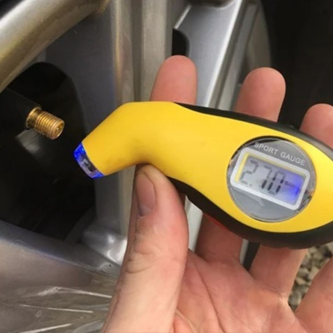 manometre-pression-pneu-tire-monitor-portable